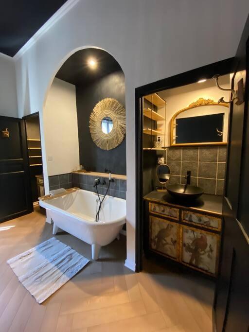 Merveilleuse Maison De Village Maillane 外观 照片